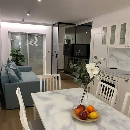 Flaming 4f Apartament *