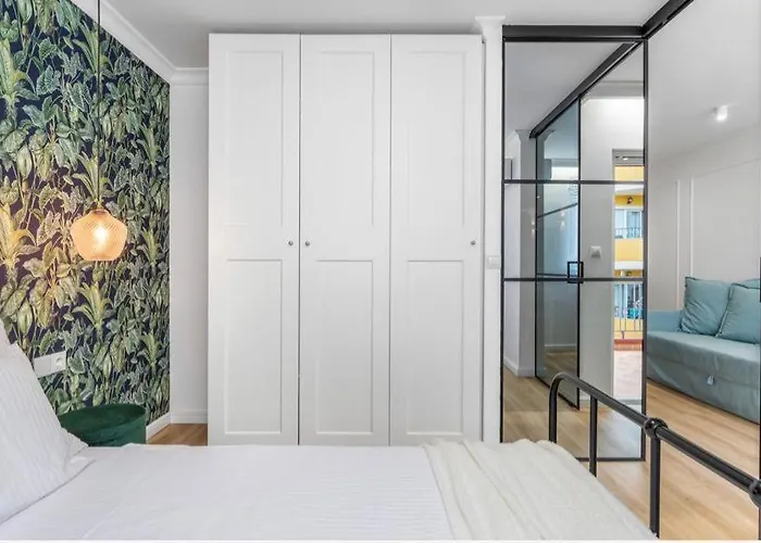 Flaming 4f شقة تورّيفيِخا