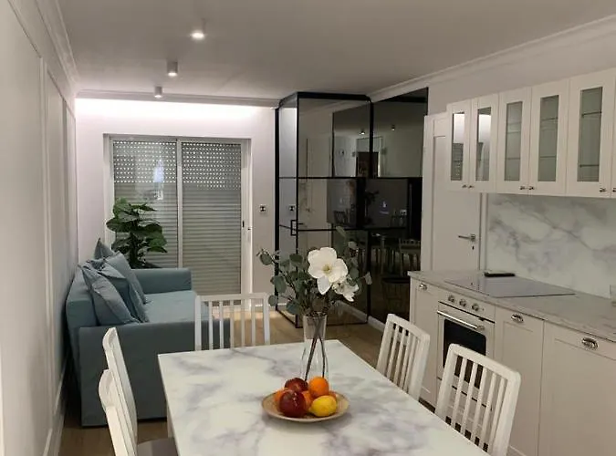 Flaming 4f شقة تورّيفيِخا