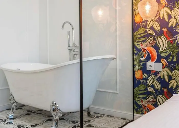 Flaming 4f شقة تورّيفيِخا